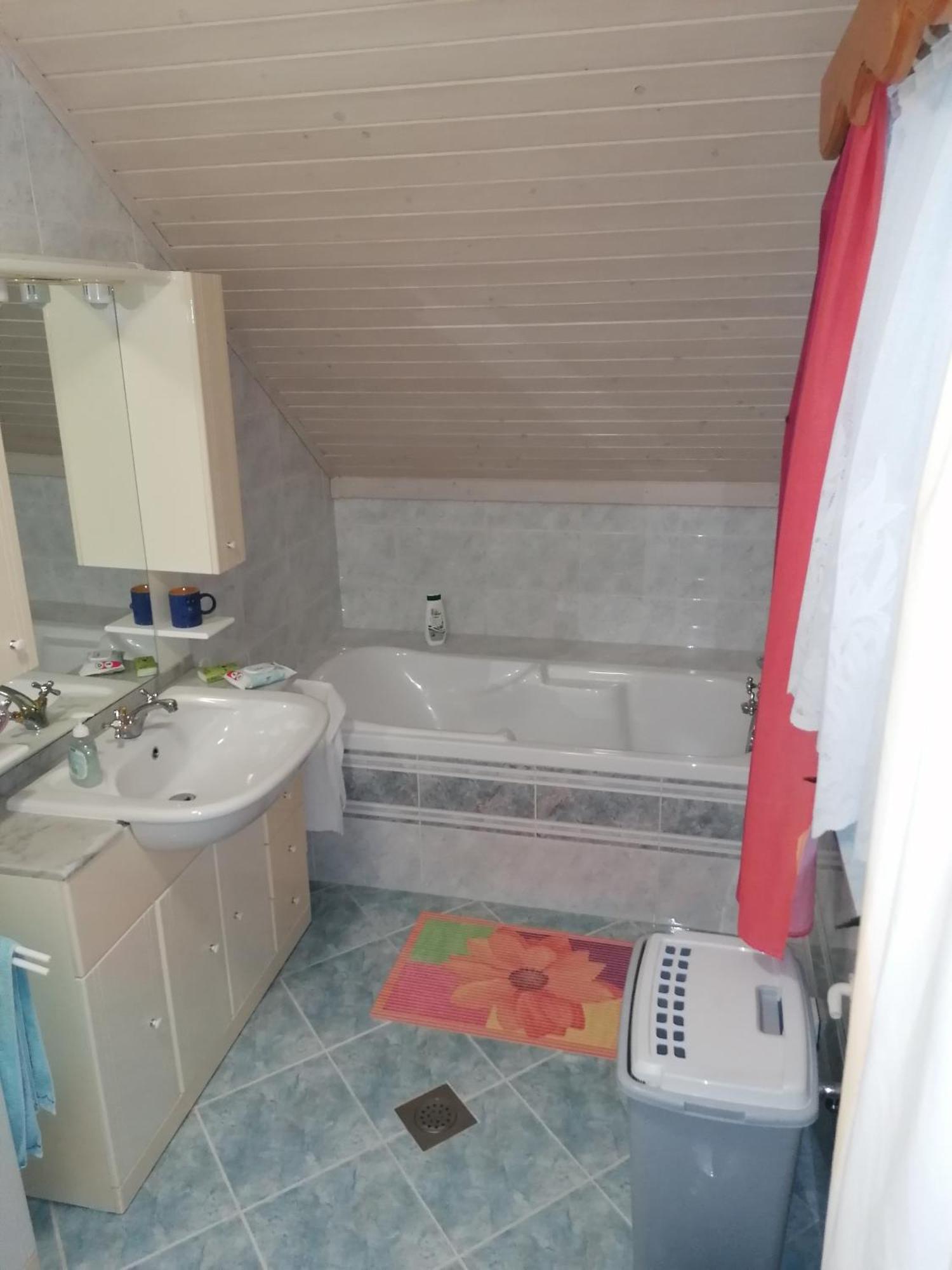 Apartma Cvrsta Trojka 예세니체 외부 사진